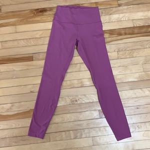 Dusty rose coloured Lululemon align leggings